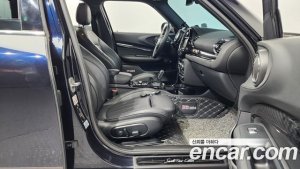 Mini Clubman Savile Row Edition 2020 года из Южной Кореи