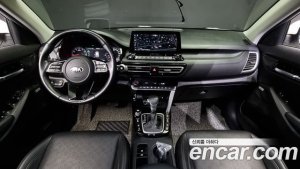 Kia Seltos Бензин 1.6 Turbo 4WD 2020 года из Южной Кореи