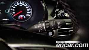 Kia Seltos Бензин 1.6 Turbo 4WD 2020 года из Южной Кореи
