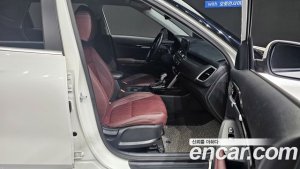 Kia Seltos Бензин 1.6 Turbo 2WD 2020 года из Южной Кореи