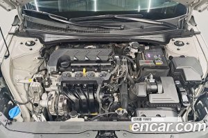 Hyundai AVANTE 1.6 2021 года из Южной Кореи