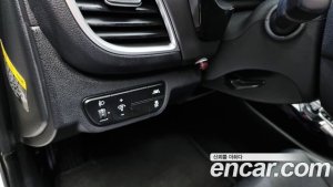 Kia Seltos Бензин 1.6 Turbo 2WD 2020 года из Южной Кореи