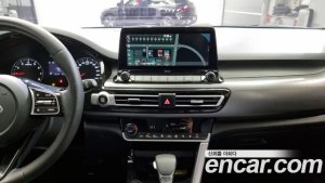 Kia Seltos Бензин 1.6 Turbo 2WD 2020 года из Южной Кореи