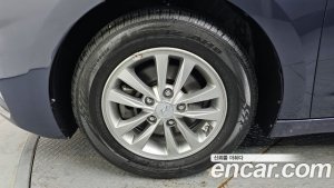 Hyundai AVANTE 1.6 2020 года из Южной Кореи
