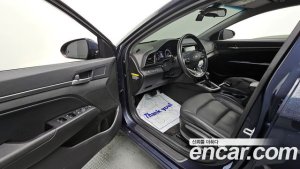 Hyundai AVANTE 1.6 2020 года из Южной Кореи