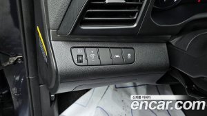 Hyundai AVANTE 1.6 2020 года из Южной Кореи