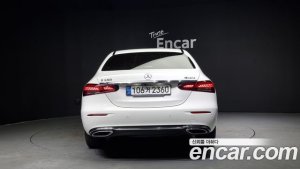 Mercedes-Benz E-Class E350 4MATIC Avantgarde 2021 года из Южной Кореи