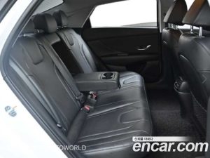 Hyundai AVANTE Modern 2021 года из Южной Кореи
