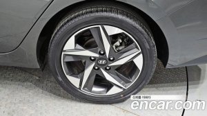Hyundai AVANTE 1.6 2021 года из Южной Кореи