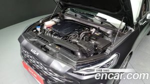 Kia K8 2.5 Бензин 2WD 2022 года из Южной Кореи