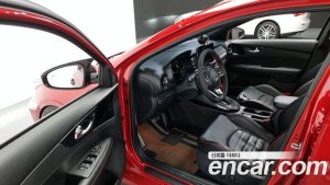 Kia K3 1.6 Turbo GT 5Door 2022 года из Южной Кореи
