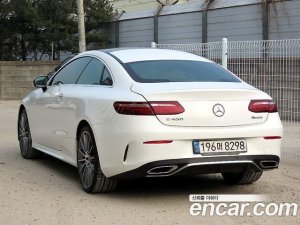 Mercedes-Benz E-Class E450 4MATIC Coupe 2021 года из Южной Кореи