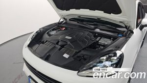 Porsche Cayenne 3.0 Coupe 2021 года из Южной Кореи