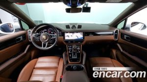 Porsche Cayenne 3.0 Coupe 2021 года из Южной Кореи