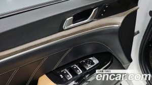 Kia K5 1.6 Turbo 2021 года из Южной Кореи