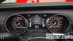 Jeep Wrangler 2.0 Overland Unlimited Top 4Door 2021 года из Южной Кореи