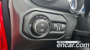 Jeep Wrangler 2.0 Overland Unlimited Top 4Door 2021 года из Южной Кореи