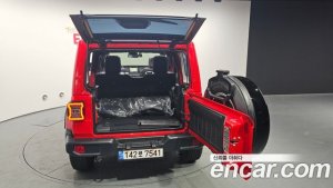 Jeep Wrangler 2.0 Overland Unlimited Top 4Door 2021 года из Южной Кореи