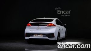 Hyundai Ioniq 1.6 HEV 2020 года из Южной Кореи