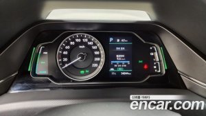 Hyundai Ioniq 1.6 HEV 2020 года из Южной Кореи