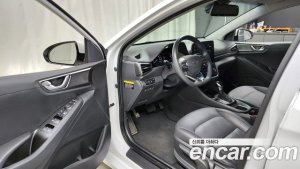 Hyundai Ioniq 1.6 HEV 2020 года из Южной Кореи