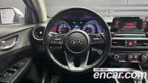 Kia K3 Standard 2021 года из Южной Кореи