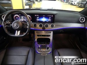 Mercedes-Benz E-Class E350 4MATIC AMG Line 2021 года из Южной Кореи