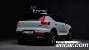 Volvo XC40 T4 R-디자인 2020 года из Южной Кореи