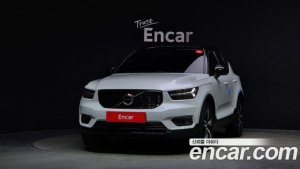 Volvo XC40 T4 R-디자인 2020 года из Южной Кореи