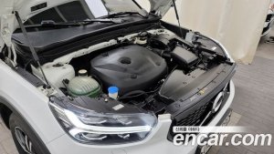 Volvo XC40 T4 R-디자인 2020 года из Южной Кореи
