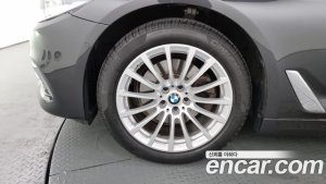 BMW 5-Series 520i Luxury 2020 года из Южной Кореи