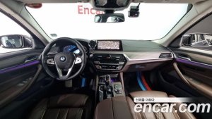 BMW 5-Series 520i Luxury 2020 года из Южной Кореи
