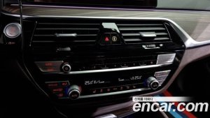 BMW 5-Series 520i Luxury 2020 года из Южной Кореи