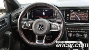Volkswagen T-Roc 2.0 TDI Premium 2021 года из Южной Кореи