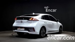 Hyundai Ioniq 1.6 HEV 2020 года из Южной Кореи