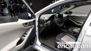 Hyundai Ioniq 1.6 HEV 2020 года из Южной Кореи