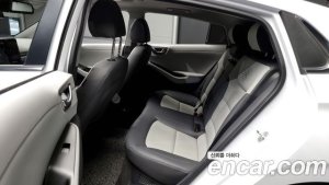 Hyundai Ioniq 1.6 HEV 2020 года из Южной Кореи