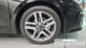 Kia K3 Signature 2021 года из Южной Кореи