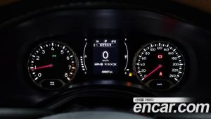 Jeep Renegade 2.4 Longitude 2020 года из Южной Кореи