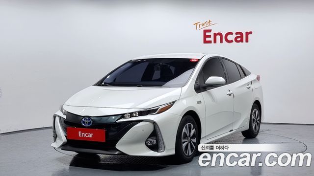 Toyota Prius 1.8 2019 года из Кореи