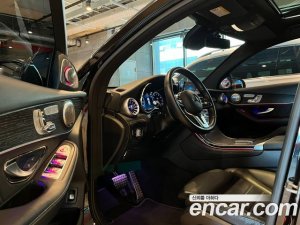 Mercedes-Benz GLC-Class GLC300 4MATIC Premium Coupe 2020 года из Южной Кореи