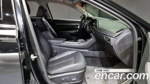 Hyundai Sonata 2.0 2022 года из Южной Кореи