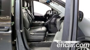 Hyundai Staria 4WD Tourer 11-Seater 2022 года из Южной Кореи