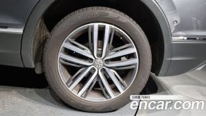 Volkswagen Tiguan 2.0 TDI Prestige 2020 года из Южной Кореи