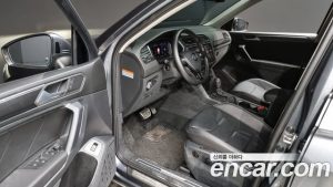 Volkswagen Tiguan 2.0 TDI Prestige 2020 года из Южной Кореи