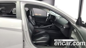 Hyundai AVANTE 1.6 2021 года из Южной Кореи