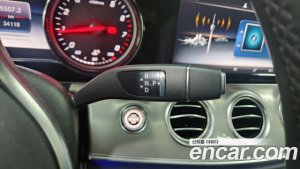 Mercedes-Benz E-Class E250 Avantgarde 2020 года из Южной Кореи