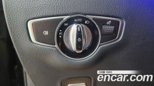 Mercedes-Benz E-Class E250 Avantgarde 2020 года из Южной Кореи