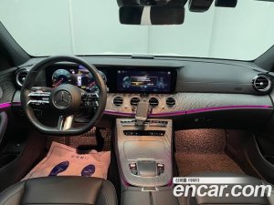 Mercedes-Benz E-Class E350 4MATIC AMG Line 2021 года из Южной Кореи