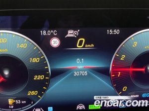Mercedes-Benz E-Class E350 4MATIC AMG Line 2021 года из Южной Кореи